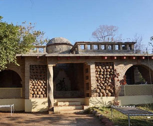 hotel in gir